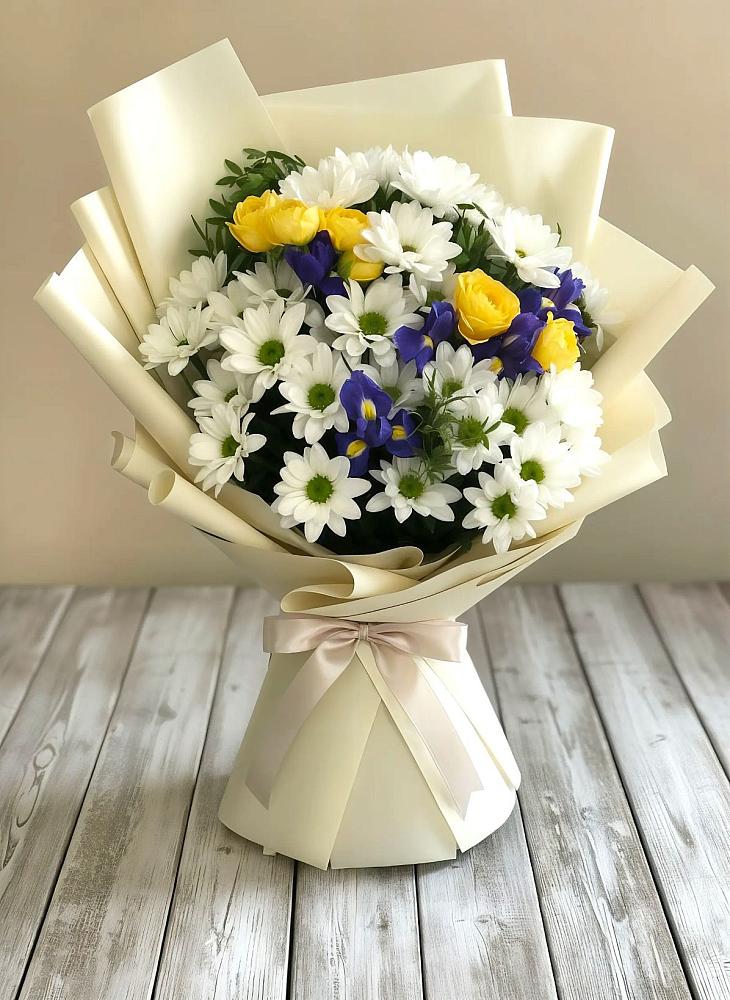 Букет цветов из: Ирисы, Хризантемы и Розы в Терновской